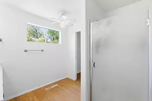 15880 Soda Springs Rd, Los Gatos, CA 95033 - Photo 16