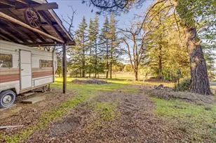 15880 Soda Springs Rd, Los Gatos, CA 95033 - Photo 50
