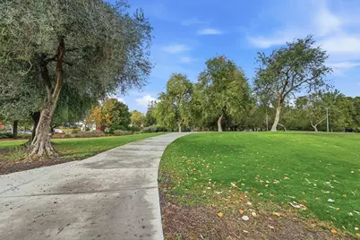 20 Kent Pl, Palo Alto, CA 94301 - Photo 94