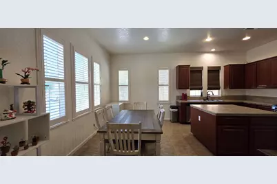 9403 Vintner Cir, Patterson, CA 95363 - Photo 10