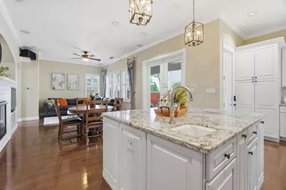 3997 Chamberer Dr, San Jose, CA 95135 - Photo 10