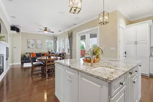 3997 Chamberer Dr, San Jose, CA 95135 - Photo 10
