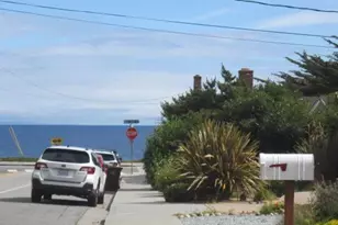 127 Swift St, Santa Cruz, CA 95060 - Photo 1