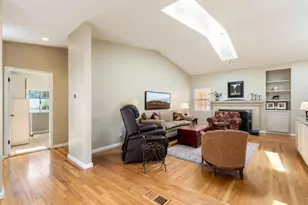932 Monterey Cir, Monterey, CA 93940 - Photo 22