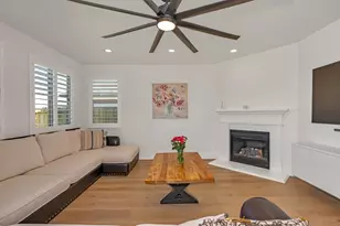 1174 Sunridge Dr, Hollister, CA 95023 - Photo 22