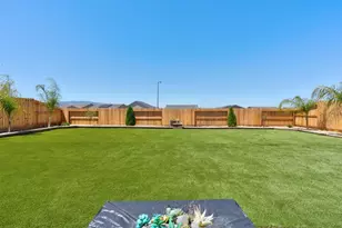 1174 Sunridge Dr, Hollister, CA 95023 - Photo 38