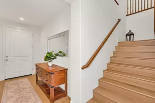 1174 Sunridge Dr, Hollister, CA 95023 - Photo 4