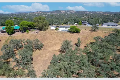 7242 Da Lee Rd, Valley Springs, CA 95252 - Photo 8