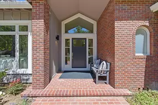 12681 Miraloma Way, Los Altos Hills, CA 94024 - Photo 2