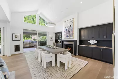 12681 Miraloma Way, Los Altos Hills, CA 94024 - Photo 10