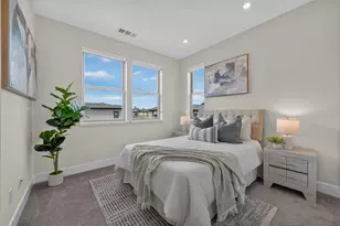 333 Marquetta Cir, Mountain View, CA 94043 - Photo 16