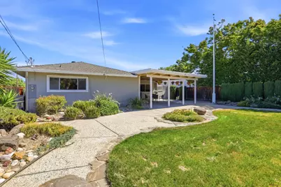 4890 Doyle Rd, San Jose, CA 95129 - Photo 28