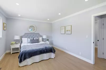 4890 Doyle Rd, San Jose, CA 95129 - Photo 14