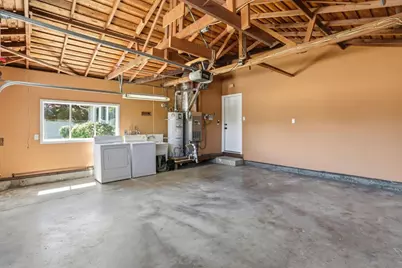 4890 Doyle Rd, San Jose, CA 95129 - Photo 24