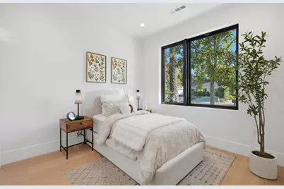 685 Riviera Dr, Los Altos, CA 94024 - Photo 36