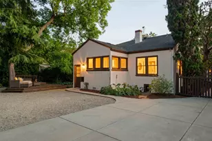 1677 Mariposa Ave, Palo Alto, CA 94306 - Photo 14