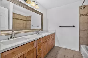 1411 Serena Ct 1411, San Jose, CA 95126 - Photo 18