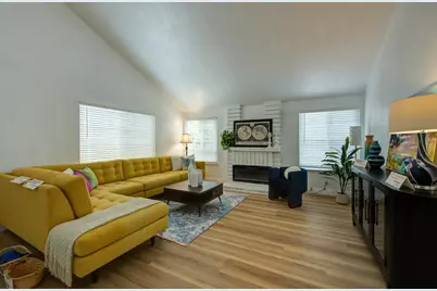 305 Lassenpark Cir, San Jose, CA 95136 - Photo 6