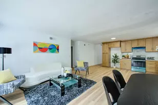 305 Lassenpark Cir, San Jose, CA 95136 - Photo 10