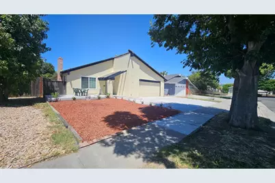 305 Lassenpark Cir, San Jose, CA 95136 - Photo 2