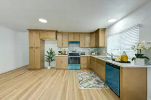 305 Lassenpark Cir, San Jose, CA 95136 - Photo 14