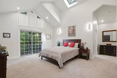 24106 Deerpath Rd, Saratoga, CA 95070 - Photo 26