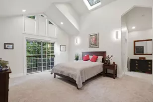 24106 Deer Path Rd, Saratoga, CA 95070 - Photo 26