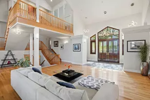 24106 Deer Path Rd, Saratoga, CA 95070 - Photo 8