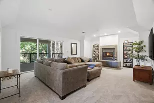 24106 Deer Path Rd, Saratoga, CA 95070 - Photo 22