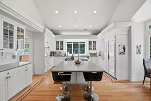 24106 Deer Path Rd, Saratoga, CA 95070 - Photo 16