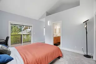 24106 Deer Path Rd, Saratoga, CA 95070 - Photo 34