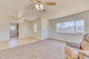 206 Cornwall St, Salinas, CA 93906 - Photo 12