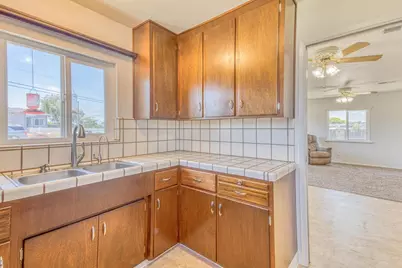 206 Cornwall St, Salinas, CA 93906 - Photo 14