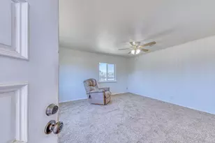 206 Cornwall St, Salinas, CA 93906 - Photo 8