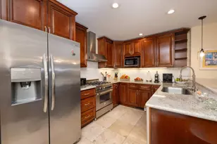 536 Summit Dr, Redwood City, CA 94062 - Photo 4