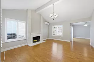 1184 Sunny Ct, San Jose, CA 95116 - Photo 2