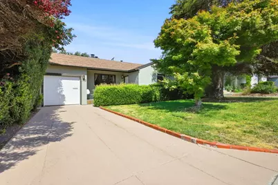 780 Acacia Ave, San Bruno, CA 94066 - Photo 2