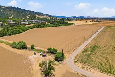 Mesa Rd, Gilroy, CA 95020 - Photo 22