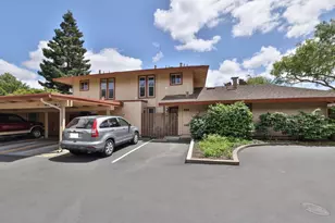 248 E Red Oak Dr E, Sunnyvale, CA 94086 - Photo 20