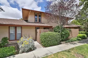 248 E Red Oak Dr E, Sunnyvale, CA 94086 - Photo 2