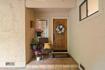 8103 Crestview Ct, Gilroy, CA 95020 - Photo 2