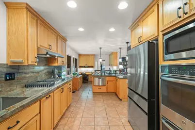 8103 Crestview Ct, Gilroy, CA 95020 - Photo 14