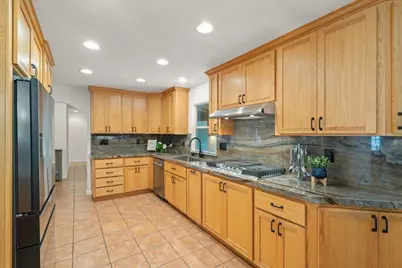 8103 Crestview Ct, Gilroy, CA 95020 - Photo 16