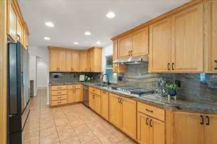8103 Crestview Ct, Gilroy, CA 95020 - Photo 16
