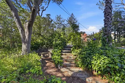 18211 Saratoga Los Gatos Rd, Monte Sereno, CA 95030 - Photo 4