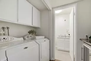 1941 Huxley Ct, San Jose, CA 95125 - Photo 32