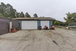 5925 Briarcliff Terrace, Prunedale, CA 95076 - Photo 16