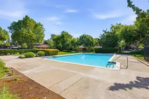 209 Red Oak Dr A, Sunnyvale, CA 94086 - Photo 26