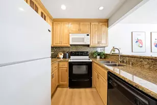 1377 Yamada Dr, San Jose, CA 95131 - Photo 14