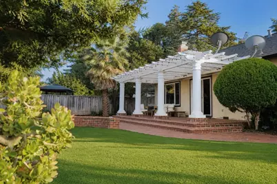 12498 Sumner Dr, Saratoga, CA 95070 - Photo 36